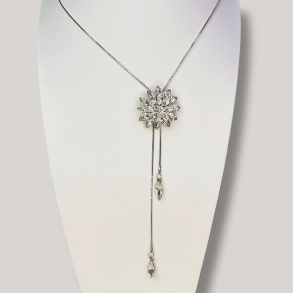 Vintage Sparkling Flower Slide Lariat Style Necklace Marquise Crystals Silver-To - Picture 2 of 8